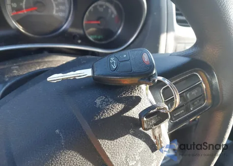 2013 Dodge Avenger z USA, uszkodzony, nr VIN 1C3CDZAB4DN710277